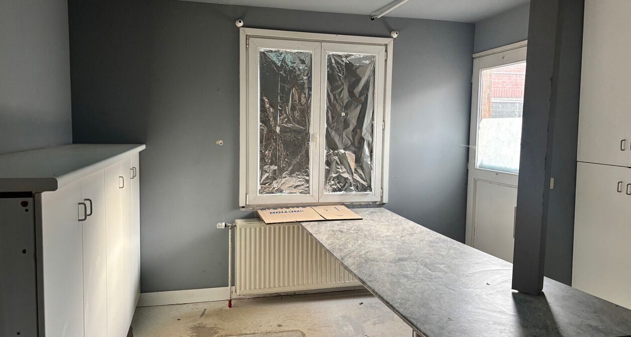 Gebouw voor gemengd gebruik te huur in Holsbeek