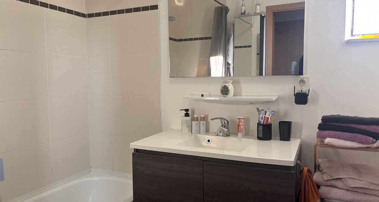 Gelijkvloerse verdieping te huur in Linden