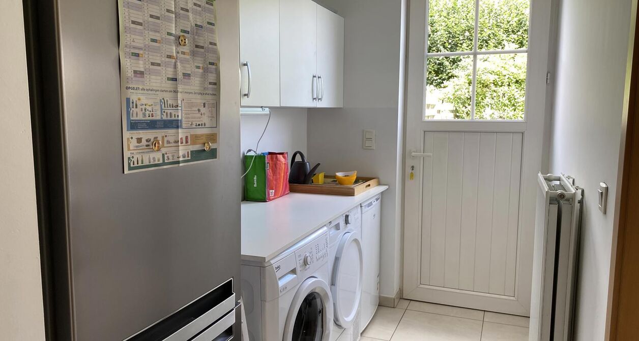 Ruime woning met 5 slaapkamers en tuin