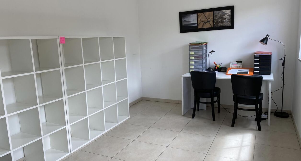 Ruime woning met 5 slaapkamers en tuin