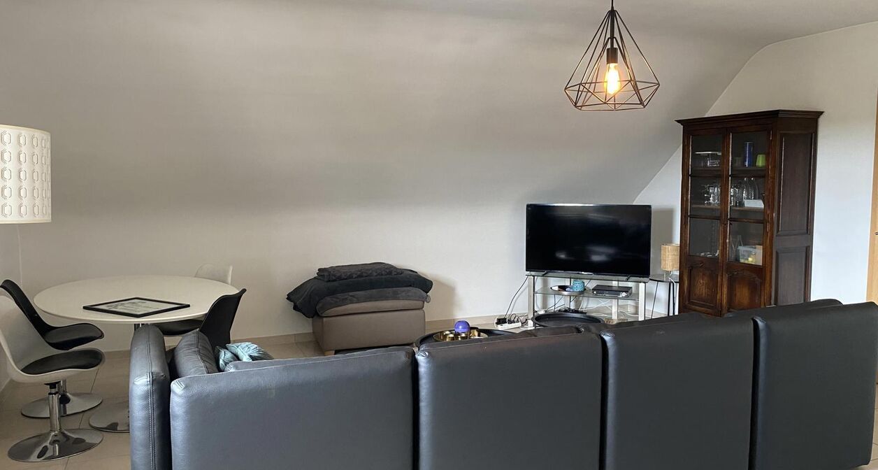 Ruime woning met 5 slaapkamers en tuin